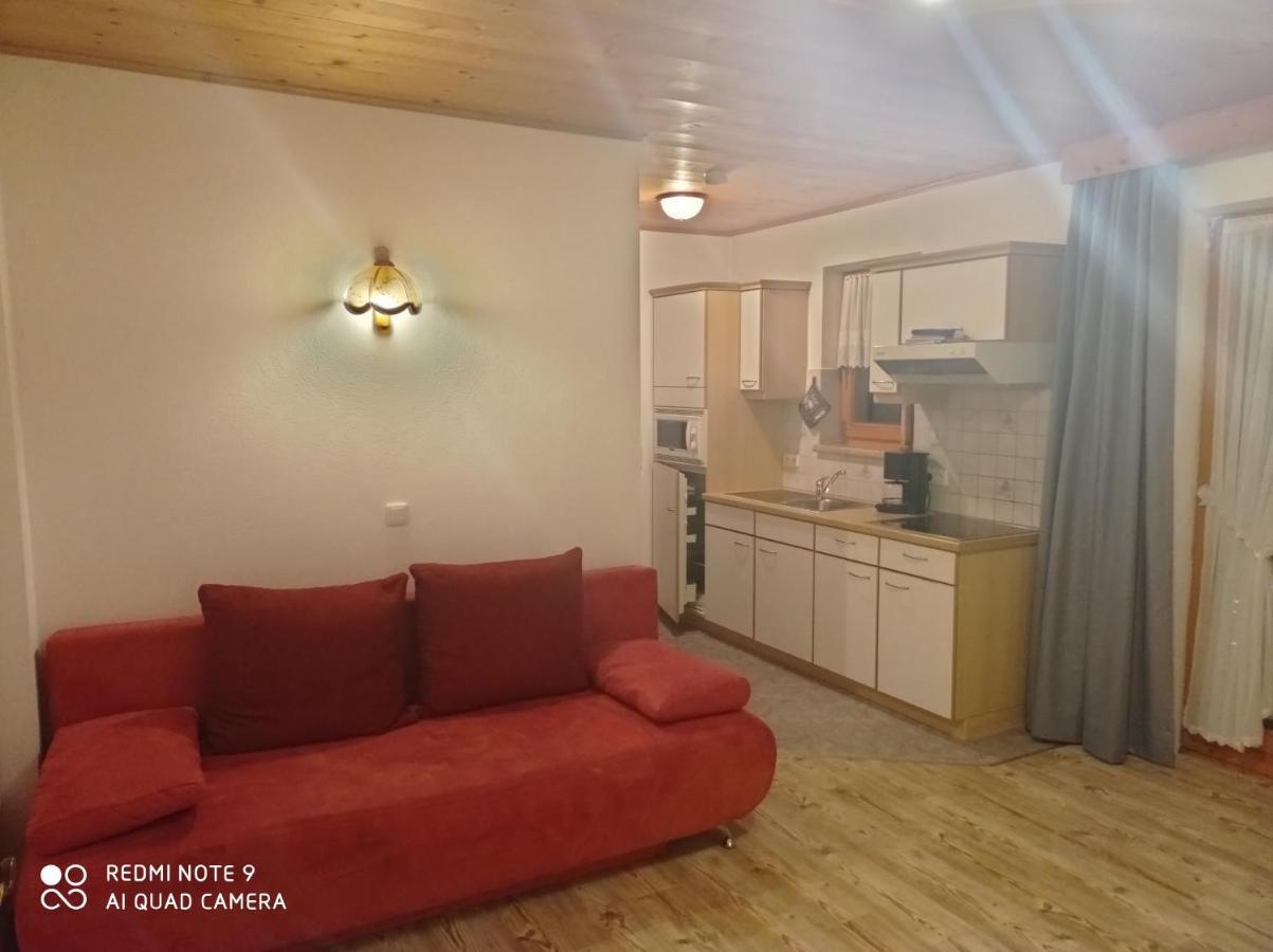Appartement Haus Sonnenschein à Holzgau Extérieur photo