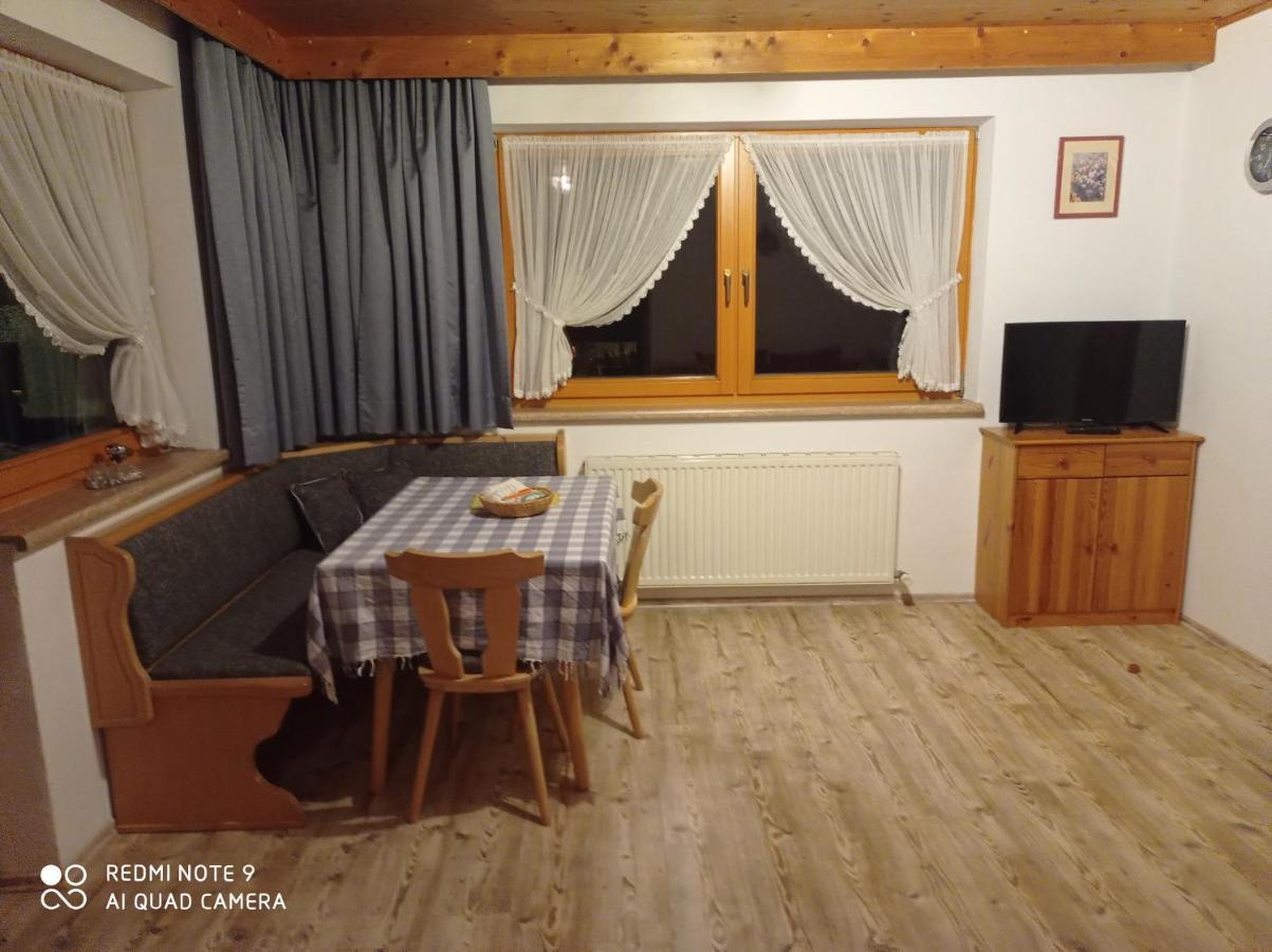 Appartement Haus Sonnenschein à Holzgau Extérieur photo